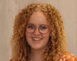 Mw. L. de Jong